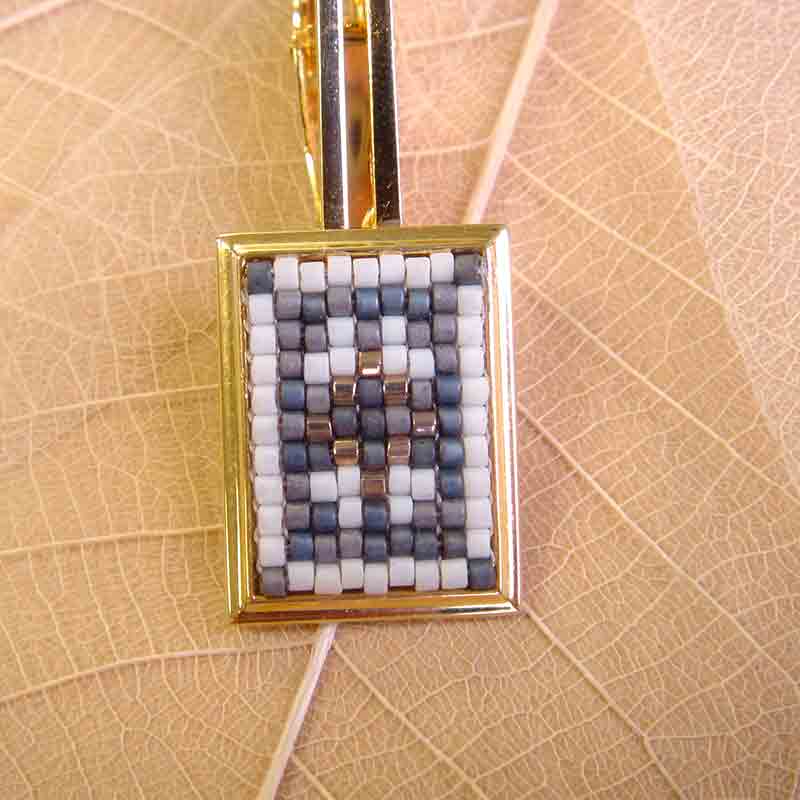 ネクタイピン(ゴールド)